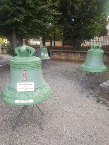 EGLISE EXPO CLOCHES